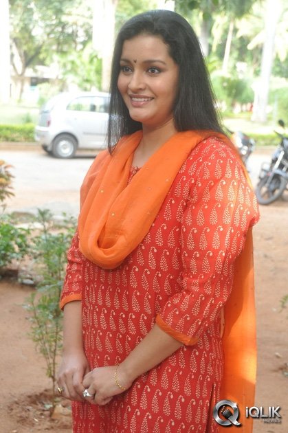 Renu-Desai-at-Ishq-Wala-Love-Movie-Press-Meet